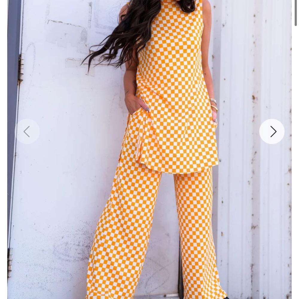 DRESSED in LALA checkered set size XL NWOT